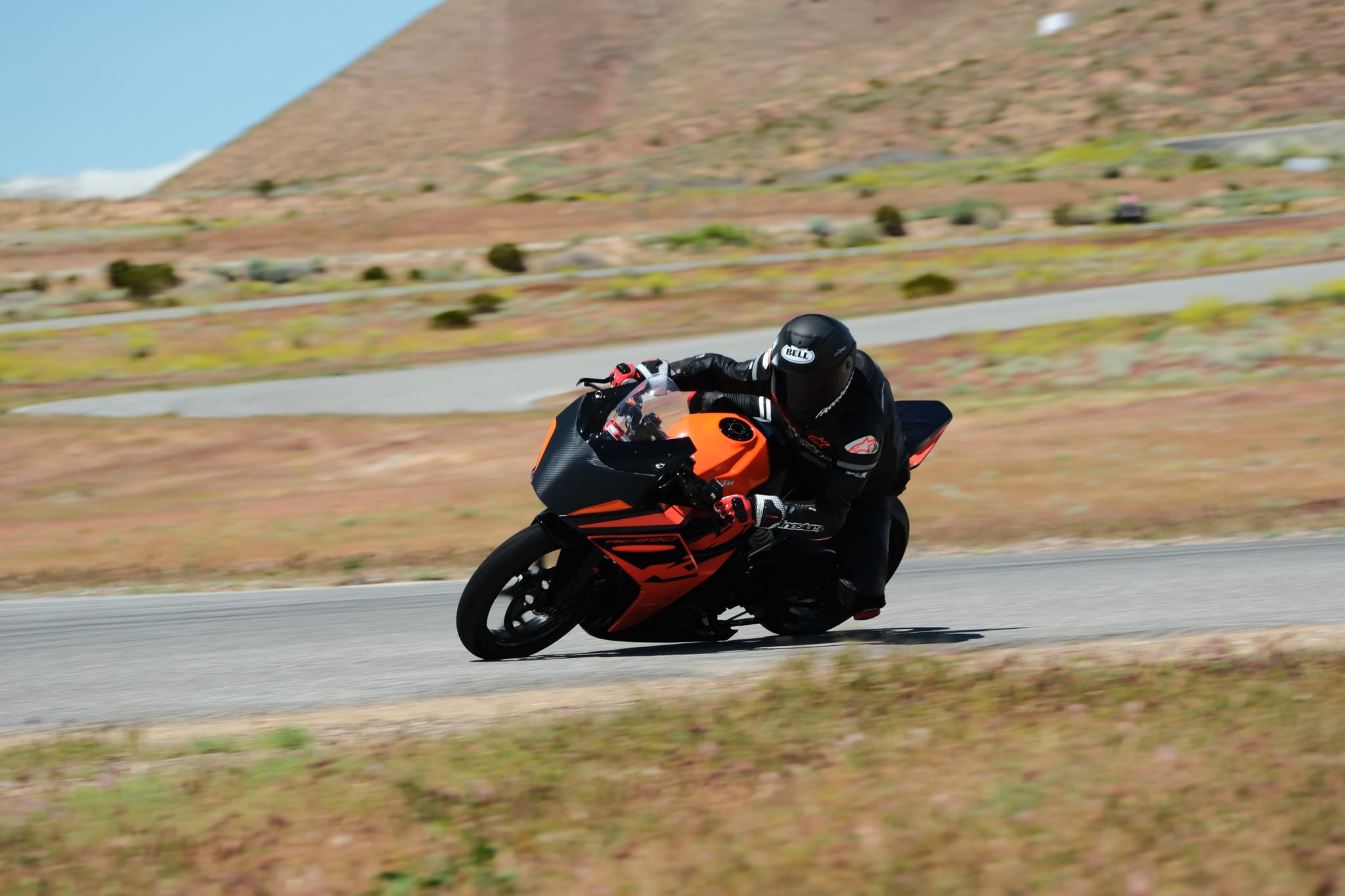 2023 KTM RC390 photo 90
